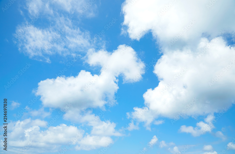 Obraz premium niebieskie niebo