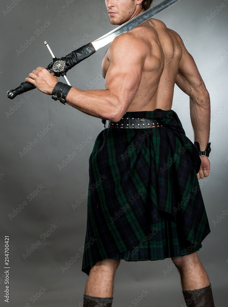 Foto de Highlander Man in Kilt do Stock Adobe Stock