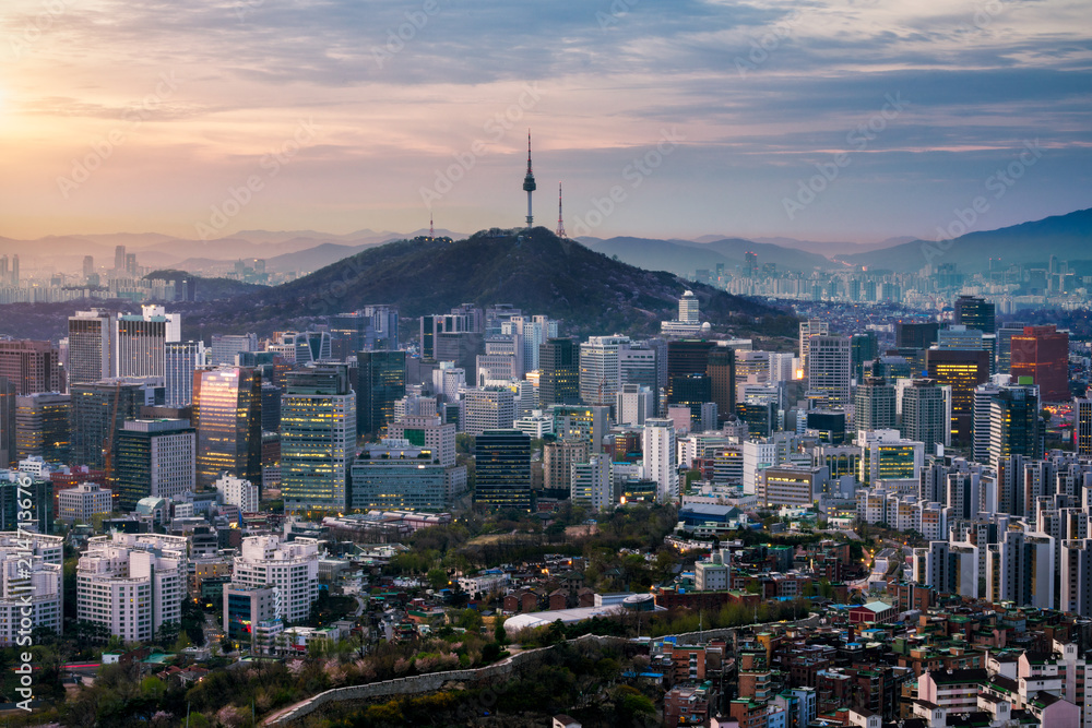 Sunrise scene of Seoul downtown city skyline