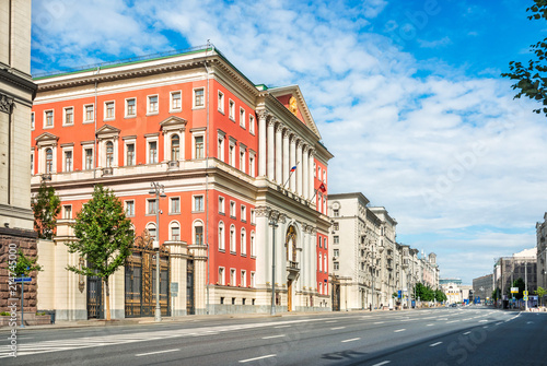 Мэрия на Тверской улице Москвы Red building of Moscow City Hall on Tverskaya Street