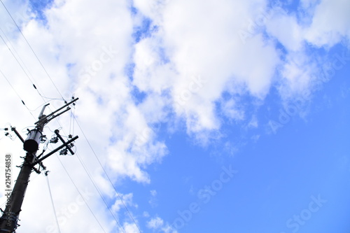 空と電柱