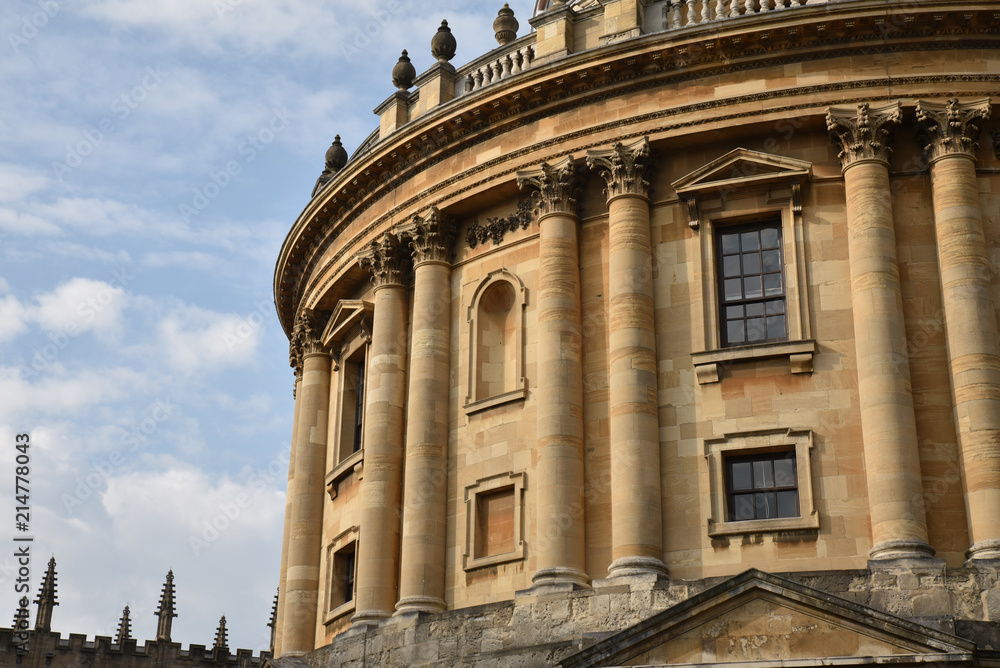 Bâtiment circulaire à colonnes à Oxford, Angleterre