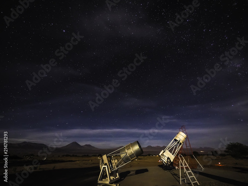 Obraz na płótnie Astronomical telescope in San Pedro Acatama Desert Chile w salonie