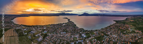 Panoramica del basso Lago di Garda