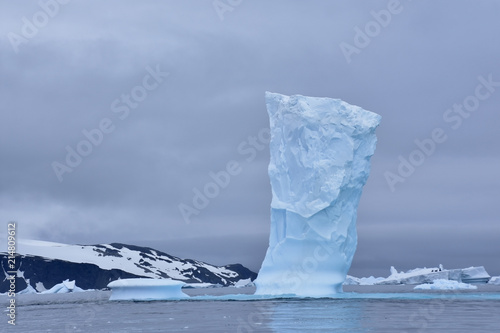 Ice on the ocean © Albert Lozano-Nieto