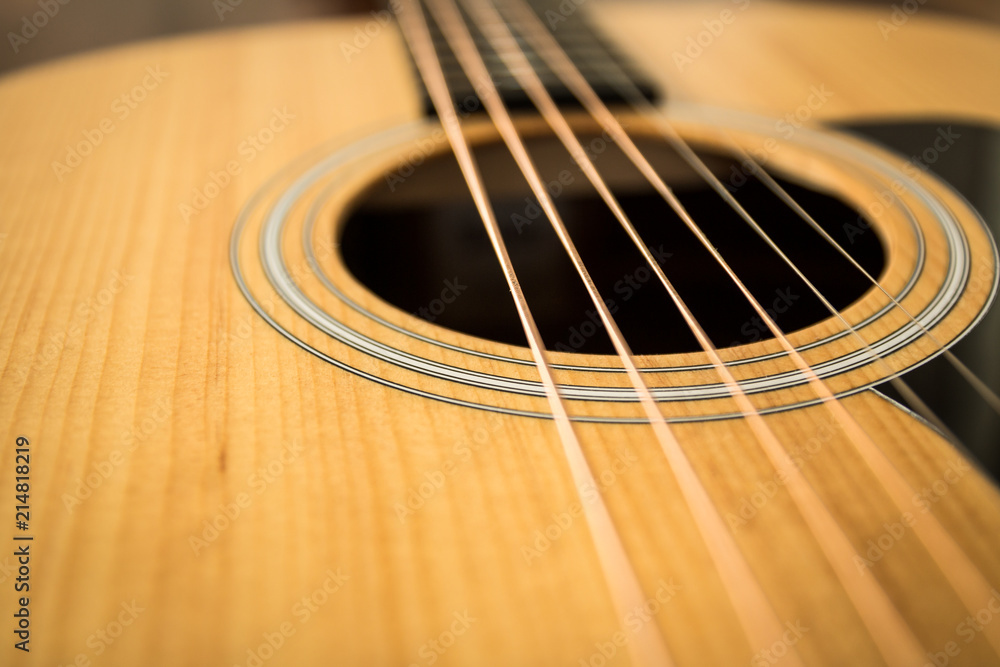 Braune Akustikgitarre Braune Akustikgitarre
