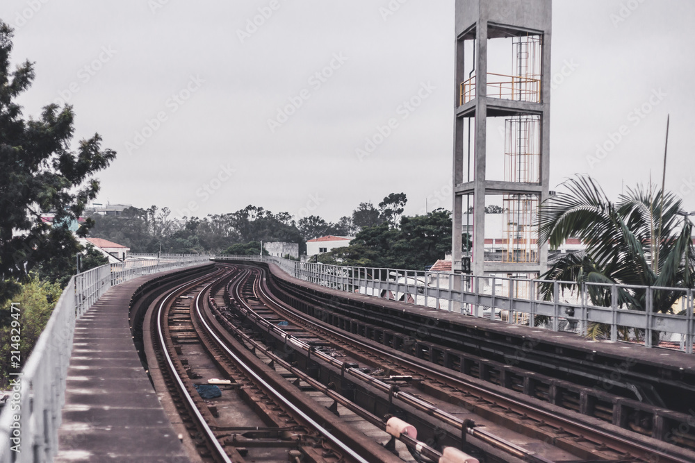 Naklejka premium A front of view of São Paulo subway rails. This image shows the rotine of the brazilians that lives in São Paulo