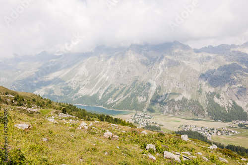 Sils  Furtschellas  Silsersee  Seenplatte  Wanderweg  Val Fex   Marmor    Blumenweg  Alpen  Oberengadin  Graub  nden  Sommer  Schweiz