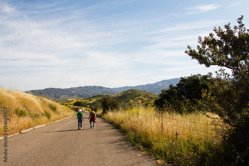 Peaceful hiking trails through the hills of Southern California, Irvine Open Space Park