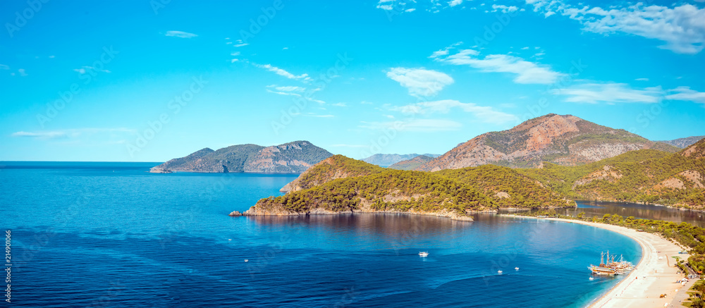 Fototapeta premium Oludeniz lagoon in sea landscape view of beach