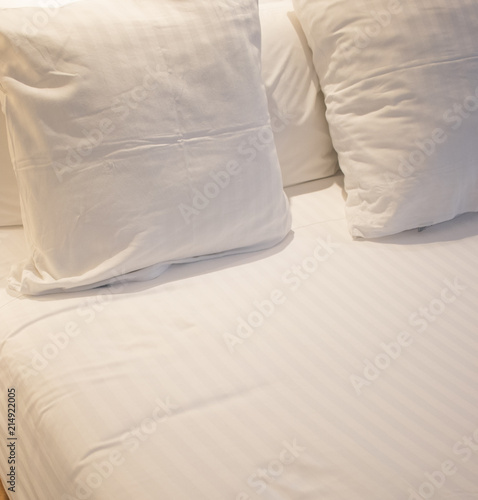 Luxury hotel bed sheets pillows