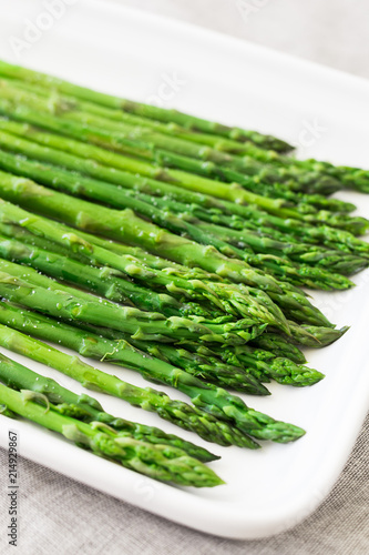 Steamed fresh asparagus