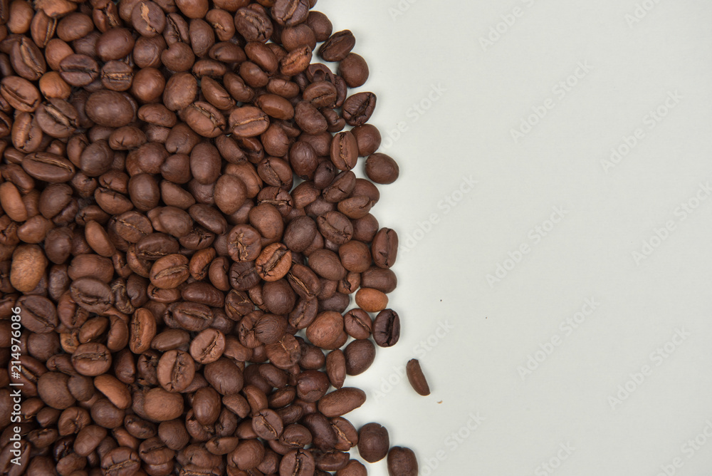 Coffee seeds with colorful backgrounds
Coffee seeds with colorful backgrounds