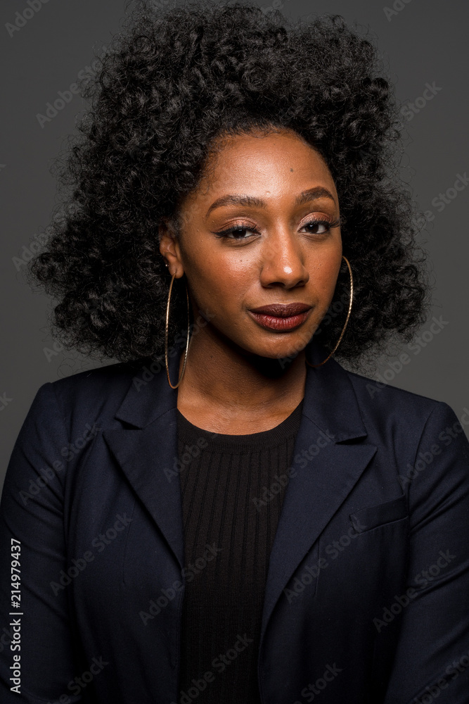 Obraz premium Young African American Woman