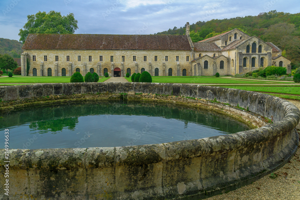 Fototapeta premium The Abbey of Fontenay