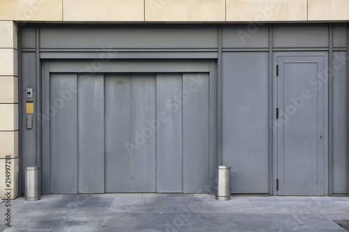 Garage Lift Door