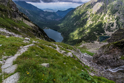 Fototapeta Naklejka Na Ścianę i Meble -  Morskie Oko widok z Kazalnicy, Tatry