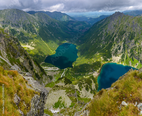 Fototapeta Naklejka Na Ścianę i Meble -  Morskie Oko widok z Kazalnicy, Tatry