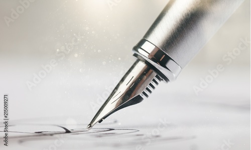Fotografie Signature with a fountain pen
