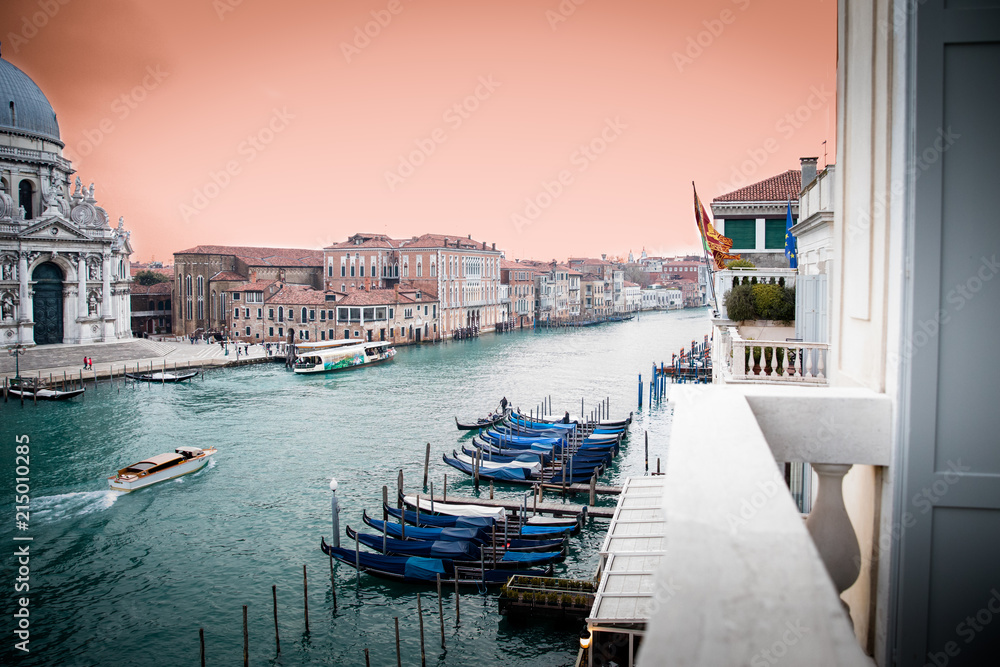 Venice Canal2