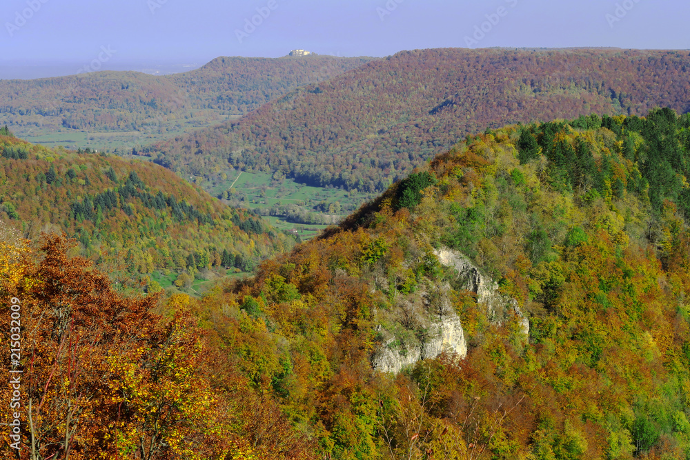 Herbstlandschaft auf der Schwaebischen Alb bei Bad Urach