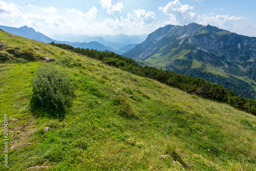 Kaiserbachtal Weg zum Stripsenjochhaus