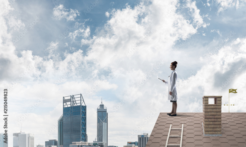Woman doctor is ready to help the whole city Woman doctor is ready to help the whole city