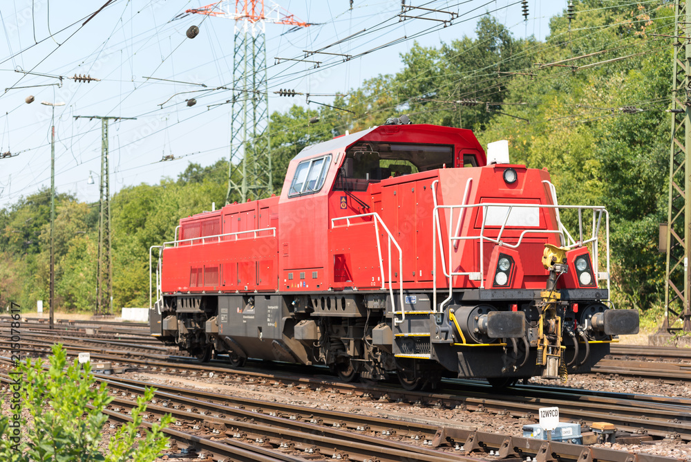 Naklejka premium Moderne Güter Lokomotive
