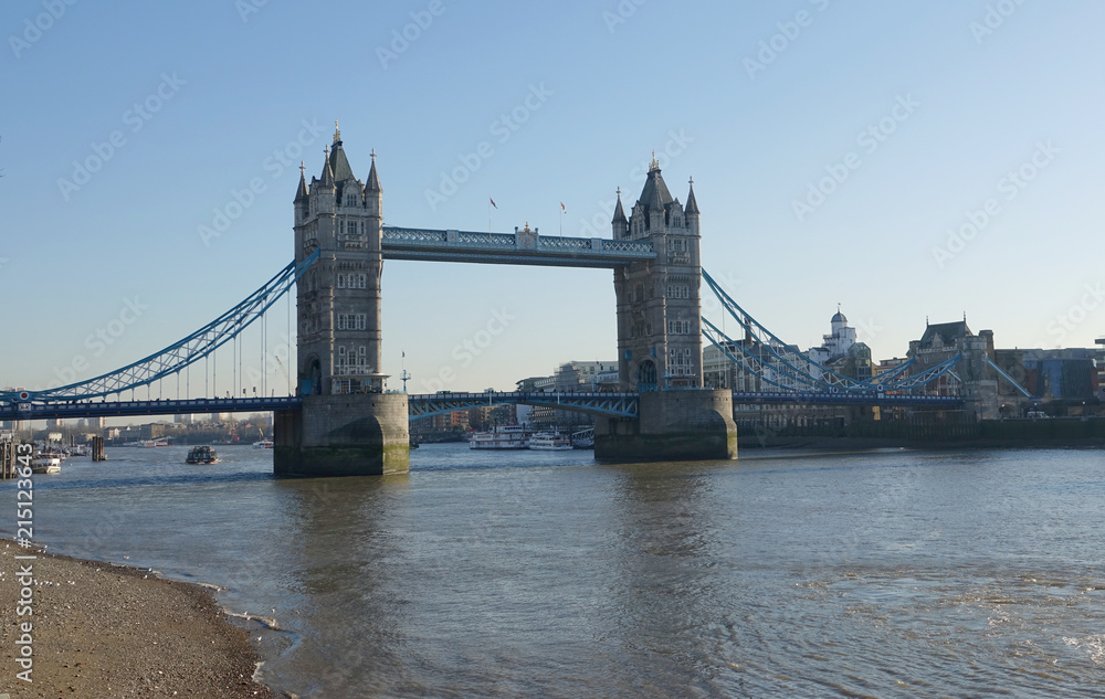 Obraz premium View of the London Bridge on the River Thames