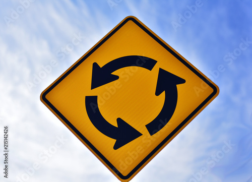 Traffic circle sign roundabout arrows street 