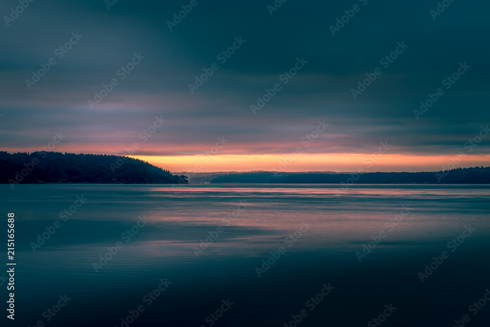 Fototapeta premium vivid sunrise over puget sound in summer