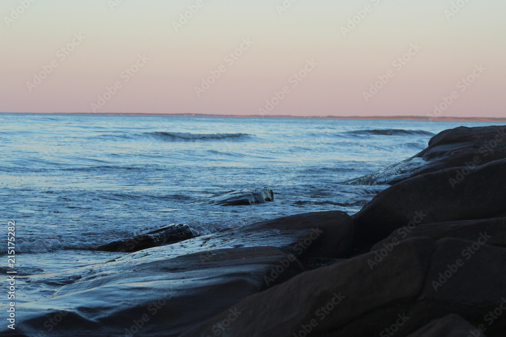 Naklejka premium Crashing wave