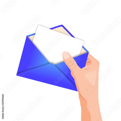 Blauer Briefumschlag und Hand