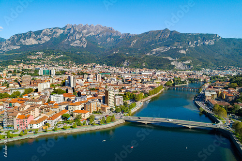  Lecco - Lago di Como (IT) - Vista aerea panoramica della città 