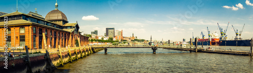 Panorama Fischmarkt in Hamburg photo