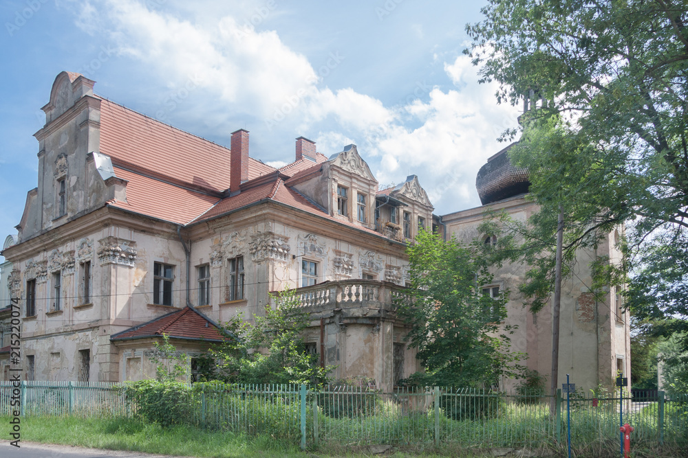 Decaying baroque palace in Turawa from the eighteenth century. The last extension and renovation was carried out in 1847 by the then owner of Count Karl von Garnier. Turawa, Opole province, Poland, Eu