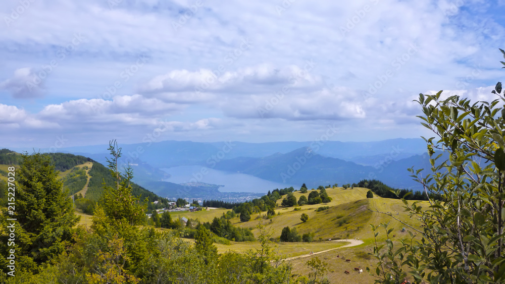 Venez en vacances en Savoie au bord du lac !