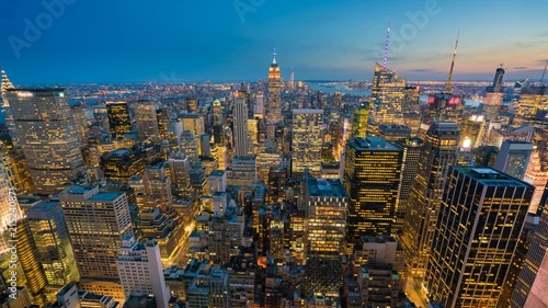 Timelapse video of New York City at night