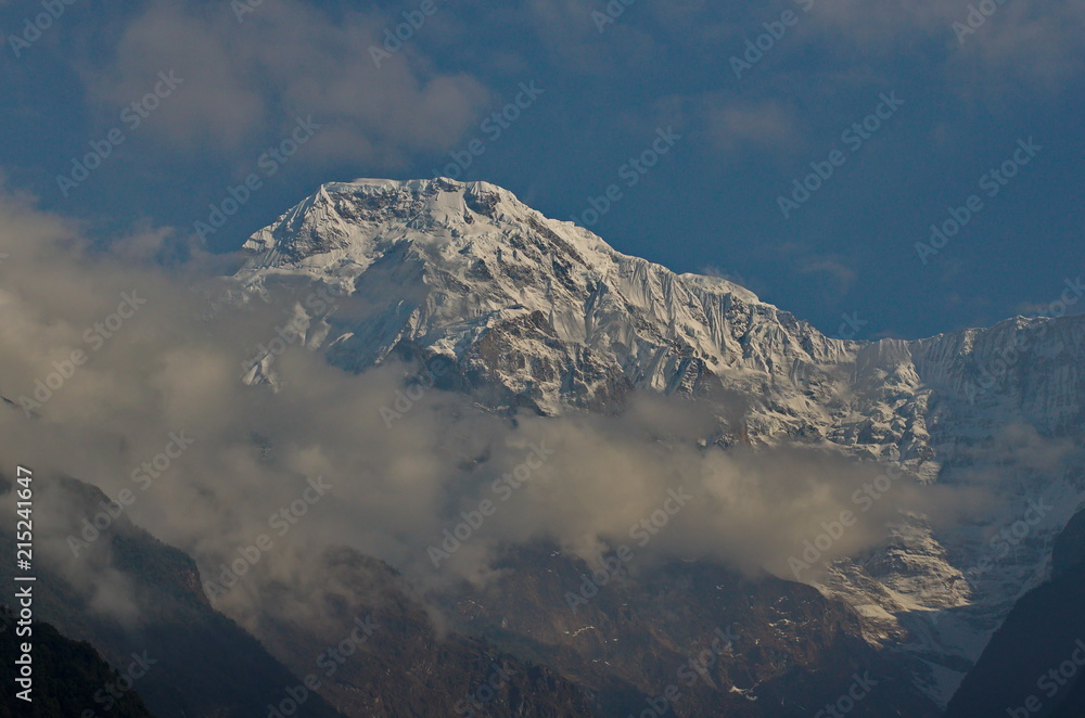 Obraz premium Annapurna through the clouds