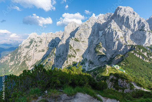 Kaiserbachtal Weg zum Stripsenjochhaus