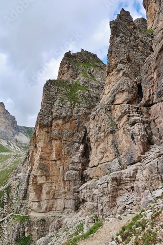 Felswand am Sassongher  Colfosco  Dolomiten