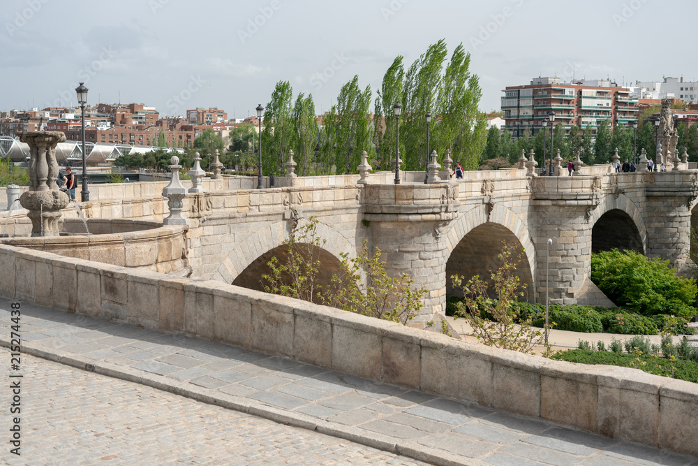 Toledo Bridge, Puente de Toledo Madrid España, Spain