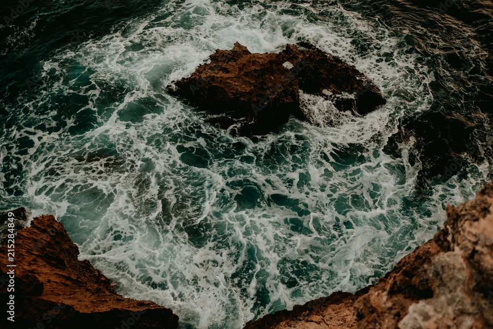 Waves Crashing on Rocks Waves Crashing on Rocks