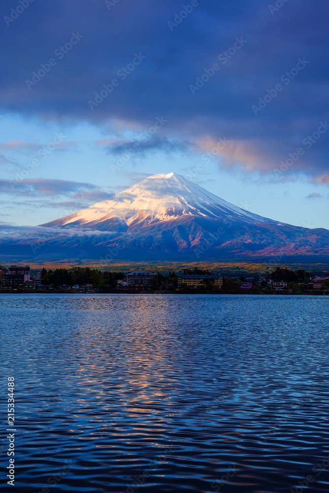 Image of Mount Fuji and Lake.