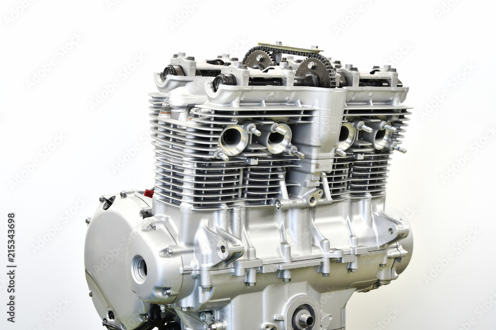 大型バイクのエンジン整備