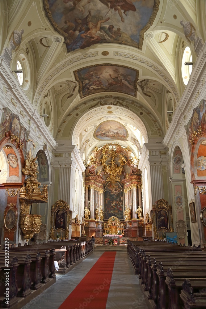 Pfarrkirche church interior, Austria, Krems an der Donau