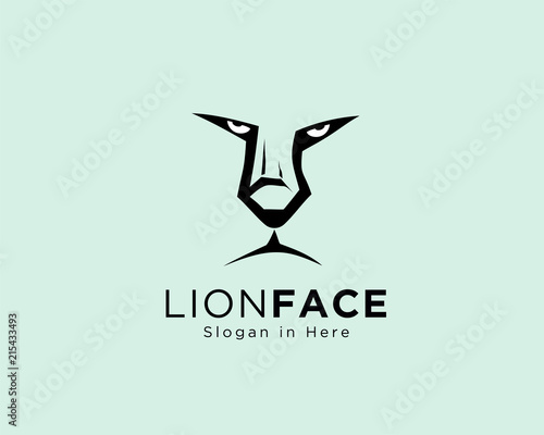 Fototapeta Naklejka Na Ścianę i Meble -  lion face pen art logo