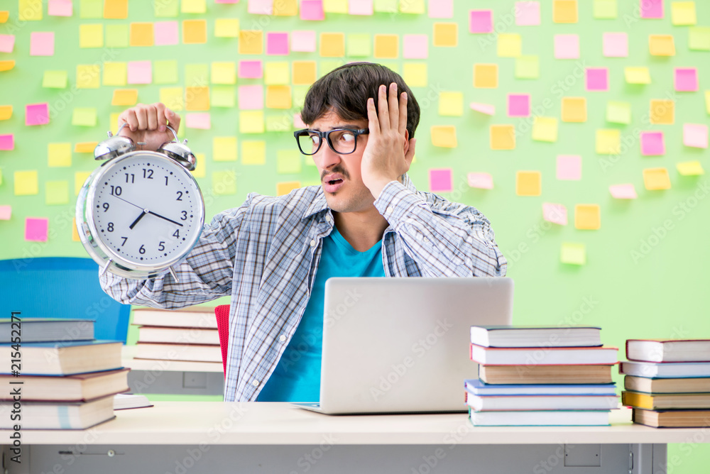 Student with many conflicting priorities Student with many conflicting priorities