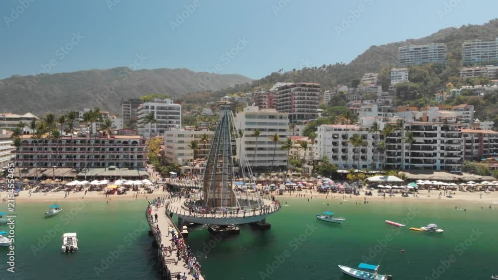 Panoramic view of Playa Los Muertos pier, located in Puerto Vallarta, Jalisco, México Panoramic view of Playa Los Muertos pier, located in Puerto Vallarta, Jalisco, México