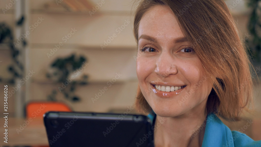 caucasian businesswoman toothy smile caucasian businesswoman toothy smile